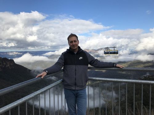 fff513eb-e6df-4af8-abd3-51c914a7e24a