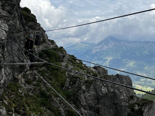 f94632f3-1b3f-4c48-be37-f3b8c38a88b6