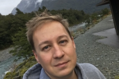 05B6A5F4-6151-4B64-9B79-2AF9AC22F853