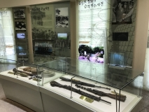 0987B5A3-5C1A-41E0-9C98-C7310E49C7B8