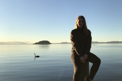 09B5672A-3483-4D45-90E3-D472721F7DF5