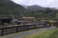 19DE07FC-83AF-4F5B-8DD4-CEB3FCBD4A6A