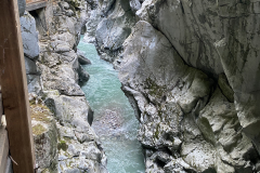 2ACD5D7D-5C41-4354-8A64-0F8C89B60FDD