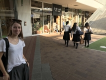 5E4670E3-A9D9-475B-A37B-038595535A93