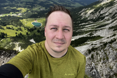 60B71E91-6507-4B73-909D-B6B9B8063C09