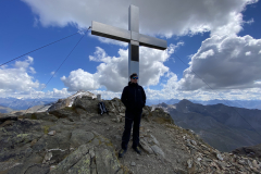 62BB36EB-37AF-449F-9E48-26F5602693E1