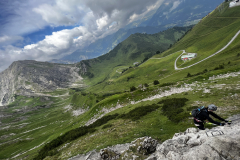 68FC507B-8640-4453-A10C-3426837DE40C