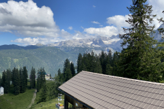 6E66852A-5F45-41C9-8246-8116E690C075