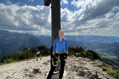 906C72BB-6676-4B24-9712-E2DDA4739AC8