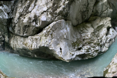 A02A567B-280B-43CE-A899-23B67583D431