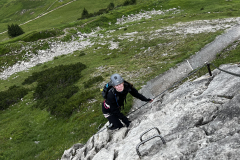 A452E937-F231-40F6-A619-1399F6A30CED