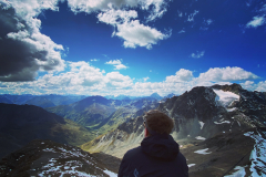 AAC28333-15F6-411D-9027-9F4CB8887545