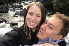 B9085342-8C7C-46F1-AA4F-B5C6418CC50D