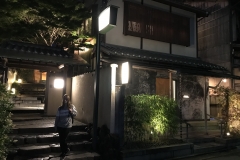 C4786B1E-489B-4B90-B5DE-8919236AE97B