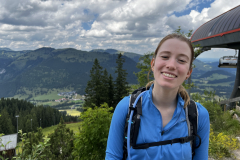 CFF989EF-3C0F-4A50-9939-AB74E46EE42C