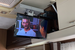 E00A00E2-A73C-4919-A7F2-8E9B89819061