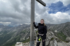 FD6CFFE6-674F-4550-AED3-C1B4C1204DC0