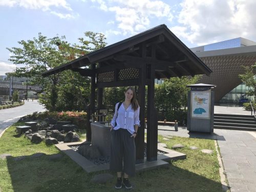 585a8c8e-18e4-4bef-981d-64e46e27e571