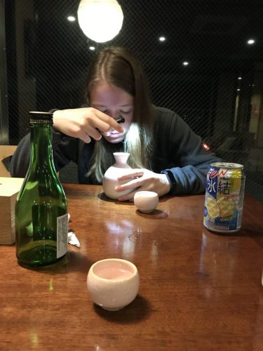 afd6dd23-aaba-446d-9e86-64995d731f5e