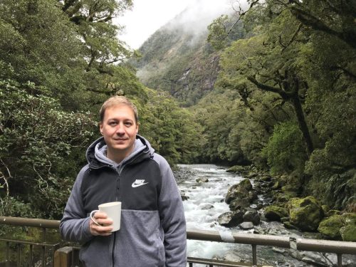 086f3d0f-664d-41e5-be32-761d63233e00