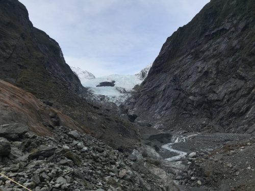 64dbefc5-ca3c-440a-bd87-fb47d478ae33