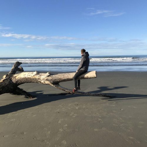 7b19fa2e-a988-48fe-b205-0e2cbb74f36f