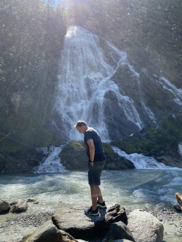 021e7846-0ee6-4c3a-a752-b52a1153c324