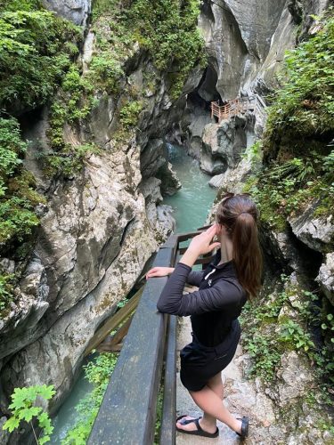 0d2aefcf-01ec-4510-8be4-85231c446ae9