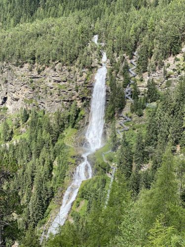 0d5733f5-cad8-47e0-ae99-3cf9ac839854