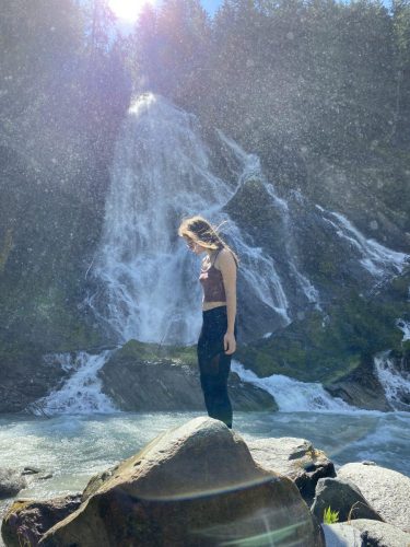 0fb9389e-b5fc-4e01-a440-cb412f174376