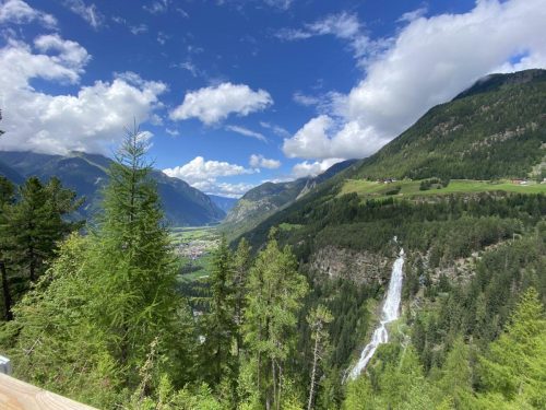 1fdd7678-0a8f-4b03-a1cd-0e5316903412