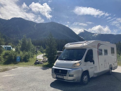 3ab1c93e-dca8-43b7-83e7-986c0bb679bc