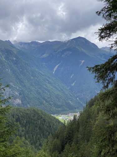 3f00e59c-12be-4fde-8dfe-7ce9c7b8ccc2