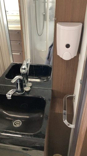 57dcac13-1add-49f1-8d90-ec4f8479b9c6