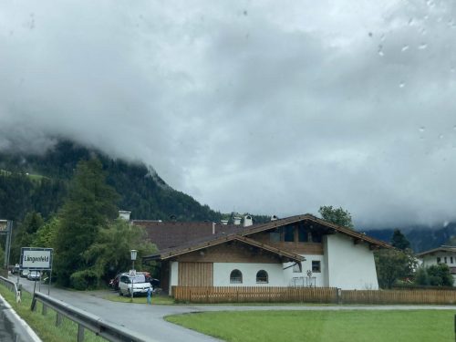 603d93ba-a247-47bf-bb1c-359cd81da89c