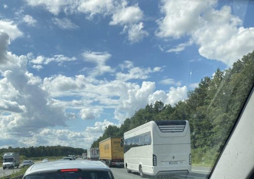 625995b7-5000-4467-88b3-9e602d04512e