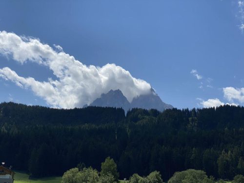 69211d61-0e7a-4068-bf5c-5c3197d3e236