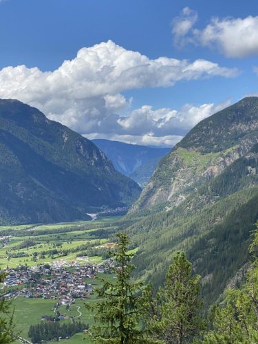 73bdb8ab-36f5-4b07-b3fd-f30ccd5f1147