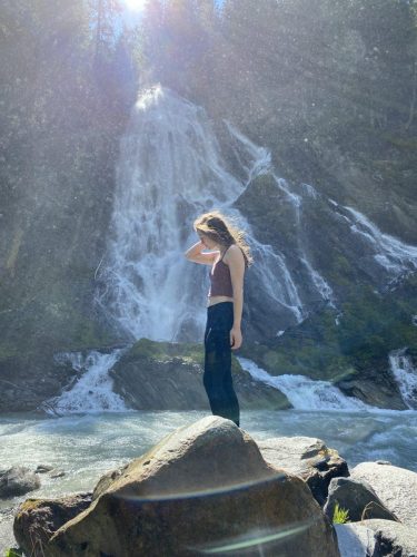 761b7d34-b02b-4e7a-a349-b1d560683435