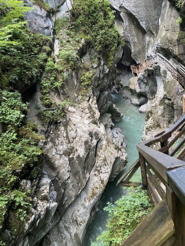 89b13bfb-8a45-48da-a71a-5dbb5cc79fd9