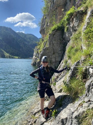 9c2037f7-2f0e-4d7e-a51f-2a4ee3c10d28