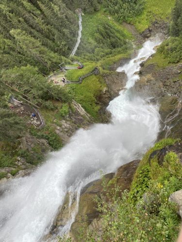 a4eec5e7-419a-4c4b-b542-92cc98cf73c7