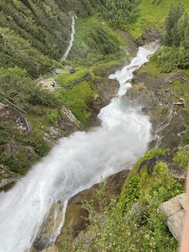 aee6b792-3d1c-443c-955c-d077853b4537