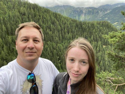 c547319e-f50e-45e4-b36f-333f5445f18d