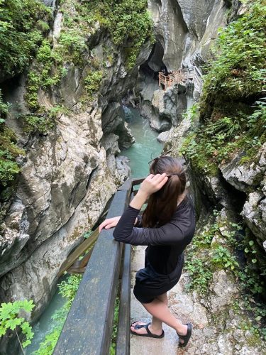 c958e2be-2133-432a-aaca-f9a084d51c30