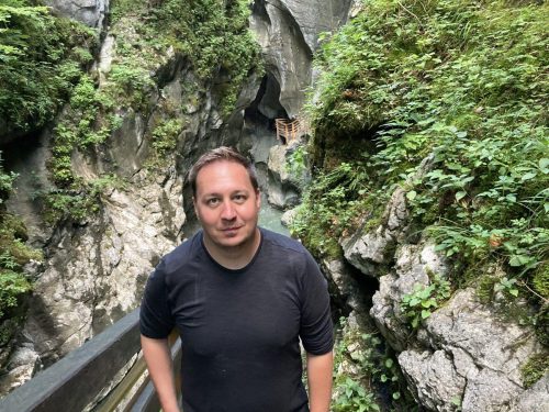 ca425665-f69f-4ee3-830a-aa9f1e526edf