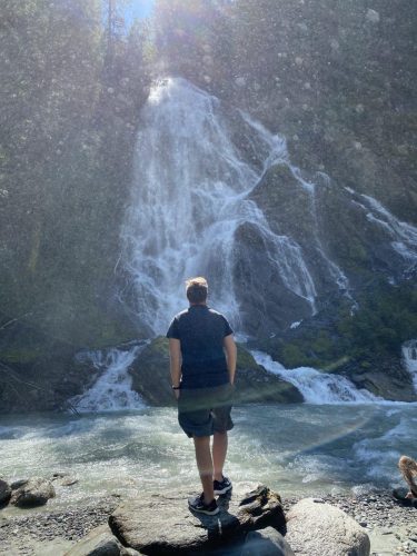 cf22bfda-771f-4db3-86e7-d020afe9bd05