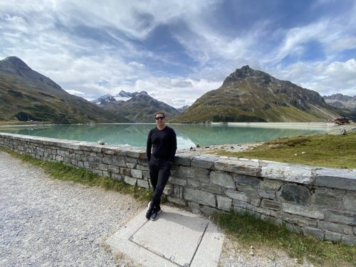 2122fc72-b8c0-4fca-ae4c-3f34c215503a