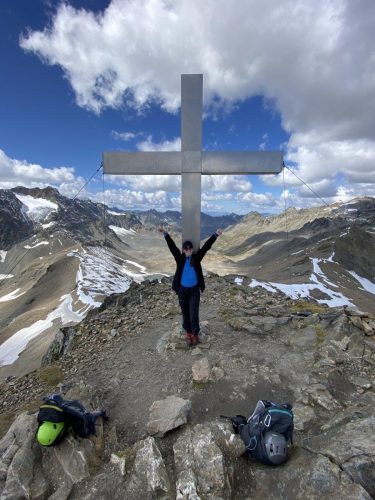 5c3c0c87-d70a-45b9-b47f-0cad3994c97e