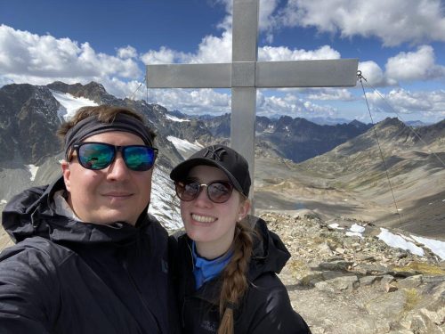 5e4233d6-7c30-4b0f-8af9-8ac23ef39352